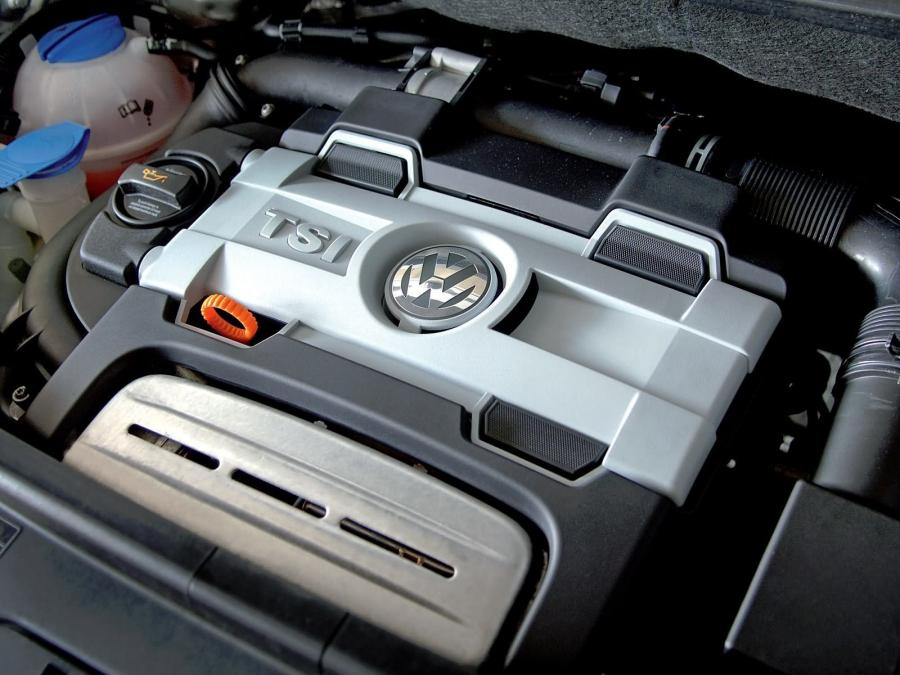  Volkswagen Touran TSI 2006 года  (фото 2 из 4)